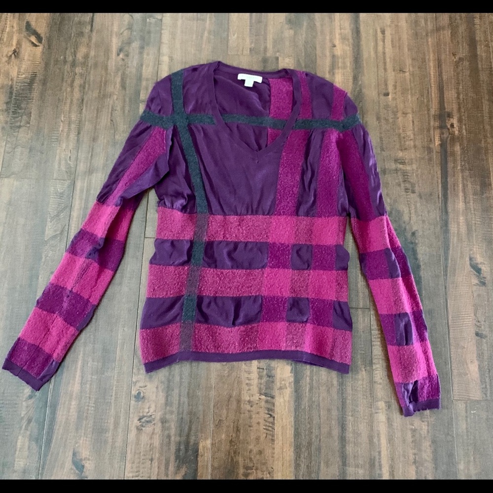 Burberry Purple and Pink V-Neck Sweater - Picture 6 of 7